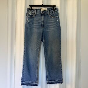 Abercrombie & Fitch Ankle Straight Ultra High Rise Jeans 28/6s